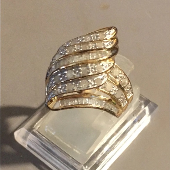 White Diamonds (Kay Jewelers) - Picture 3 of 7